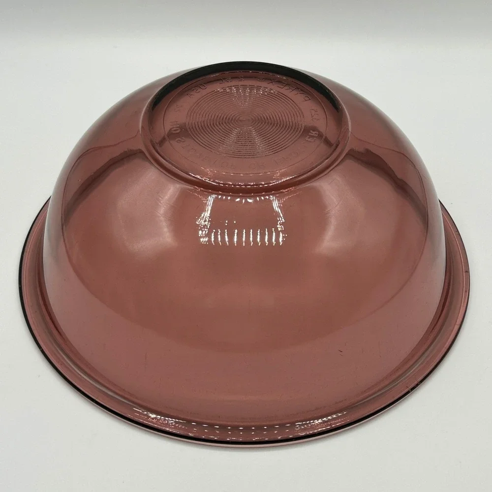 Pyrex vintage cranberry